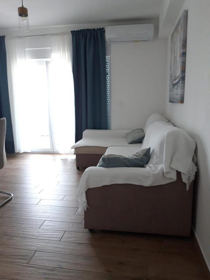 Apartments Ani Dramalj Exterior foto